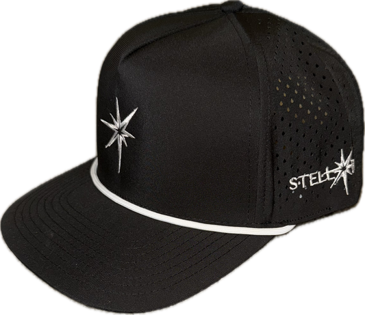 Black 5 panel rope hat.